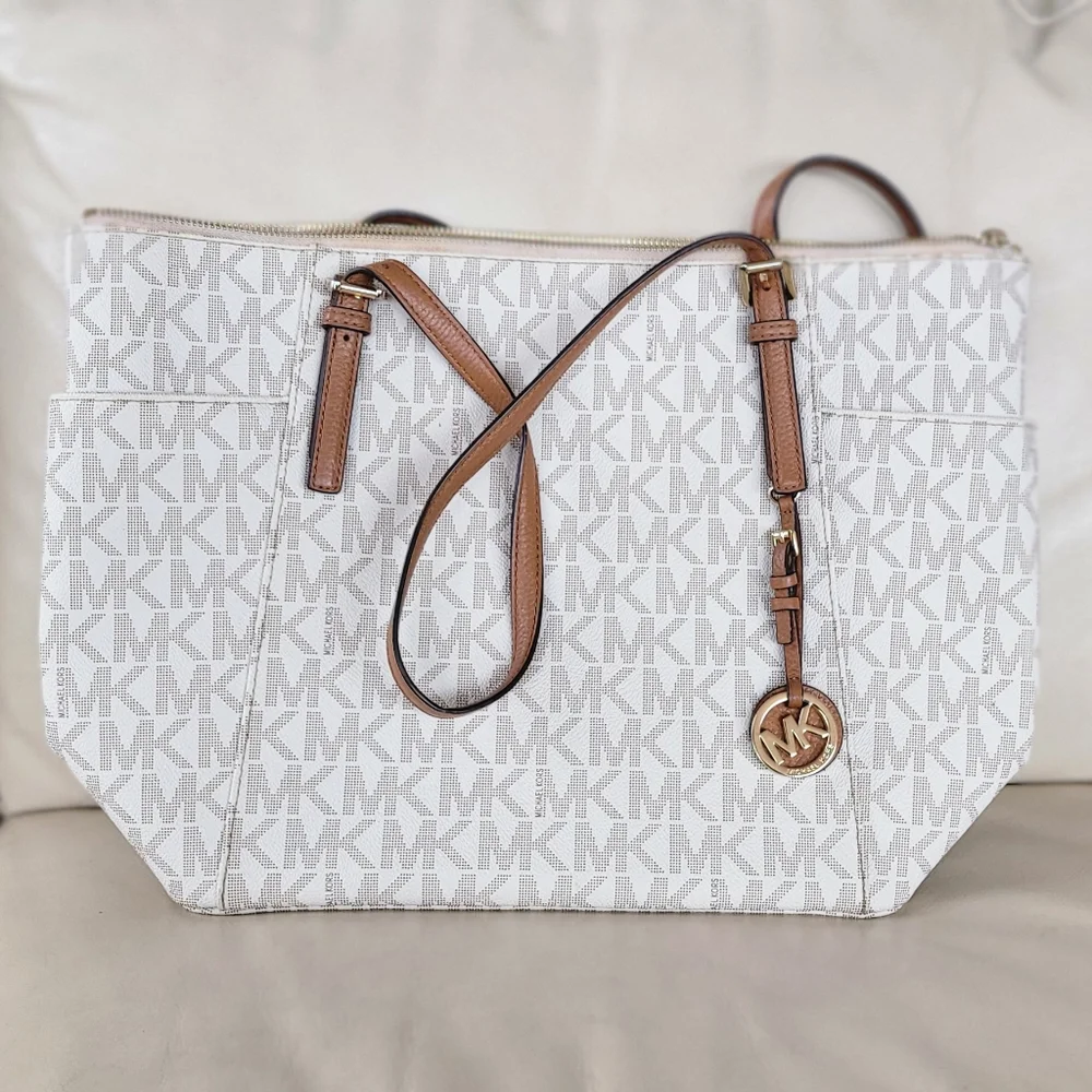MICHAEL Michael Kors Jet Set Item East/West Top Zip Tote